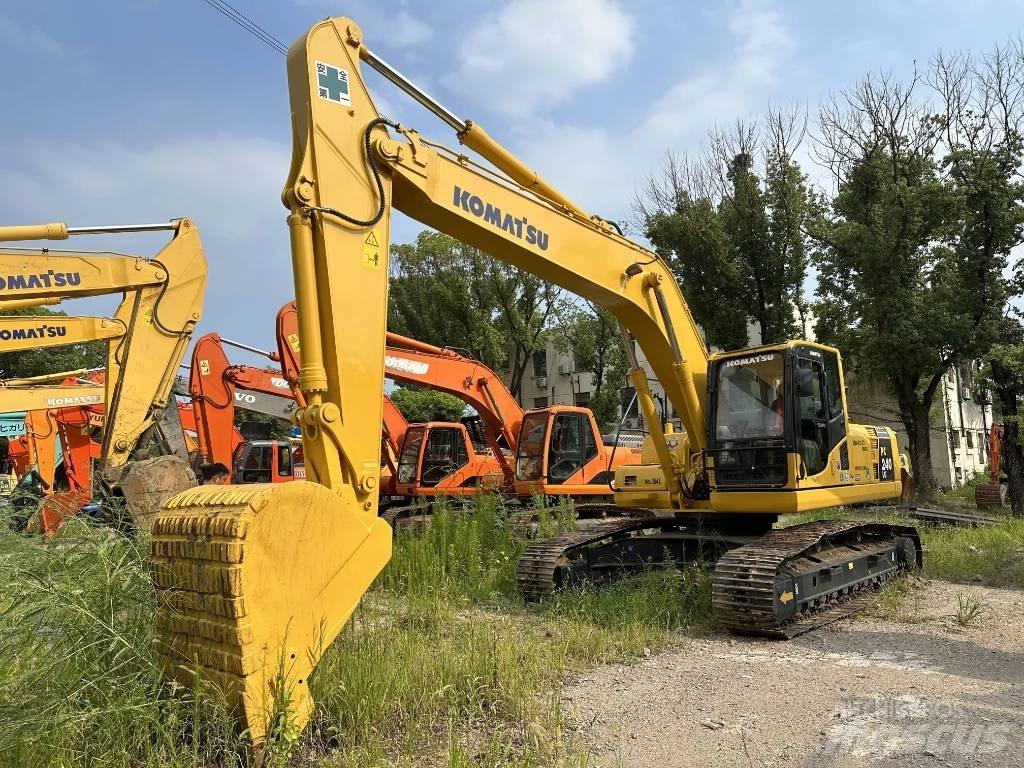 Komatsu PC240-8 履带挖掘机