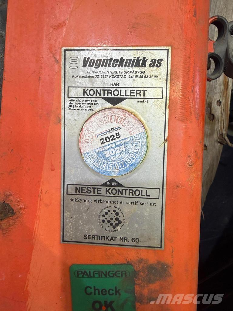 Palfinger PC 2700 随车折臂吊