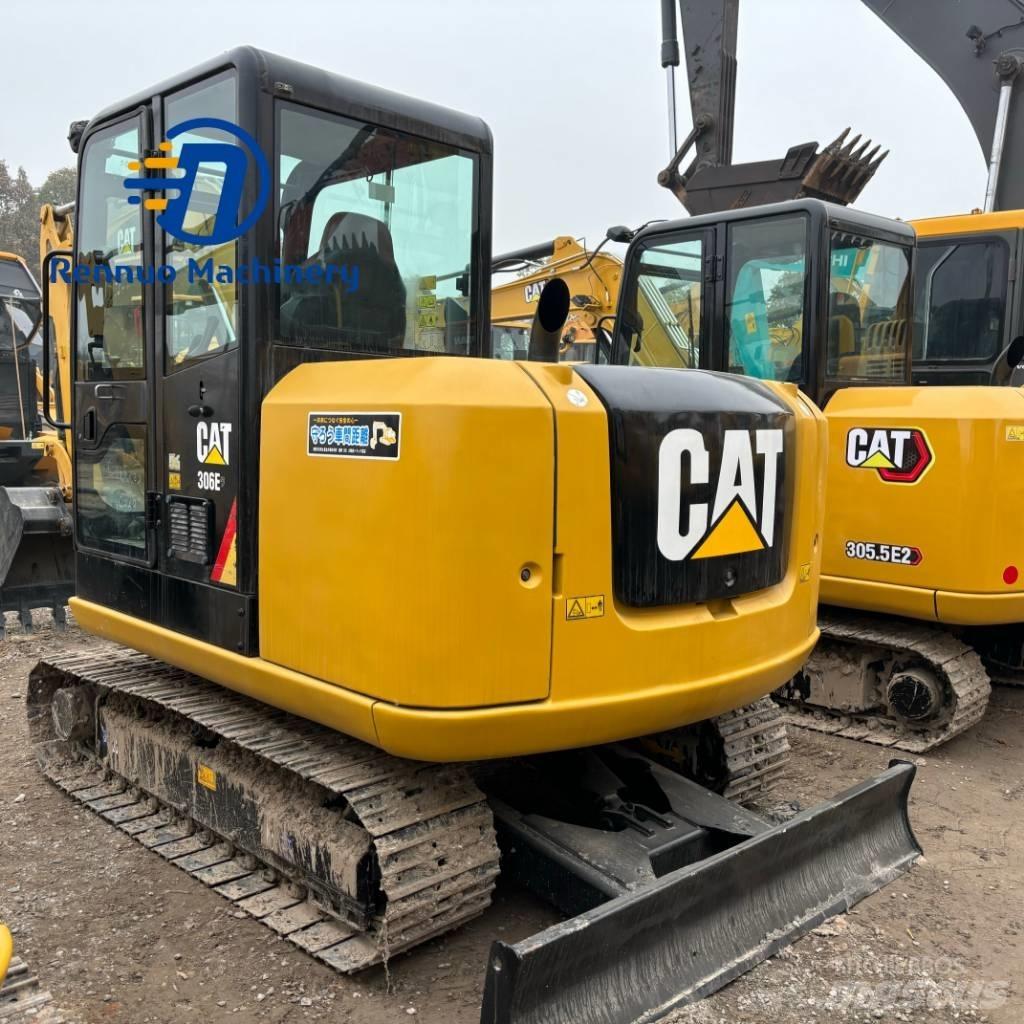 CAT 306E2 小型挖掘机