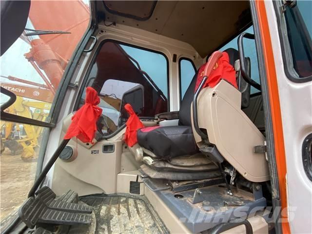 Doosan DH220LC-7 履带挖掘机