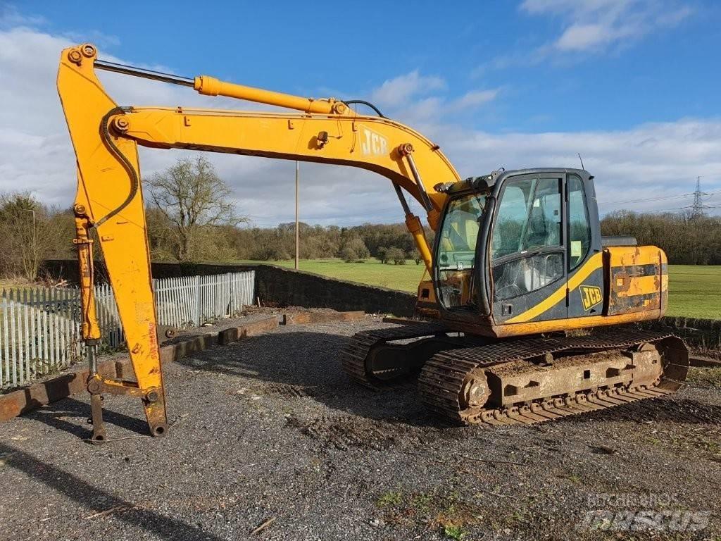 JCB JS 130 履带挖掘机