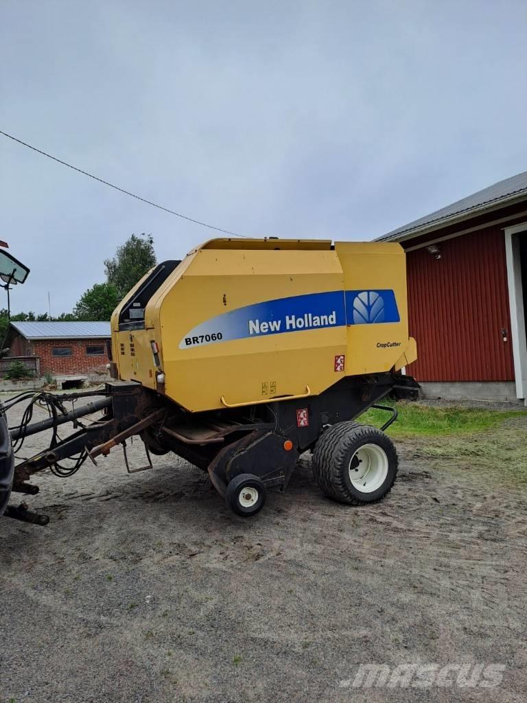 New Holland BR 7060 圆捆打捆机