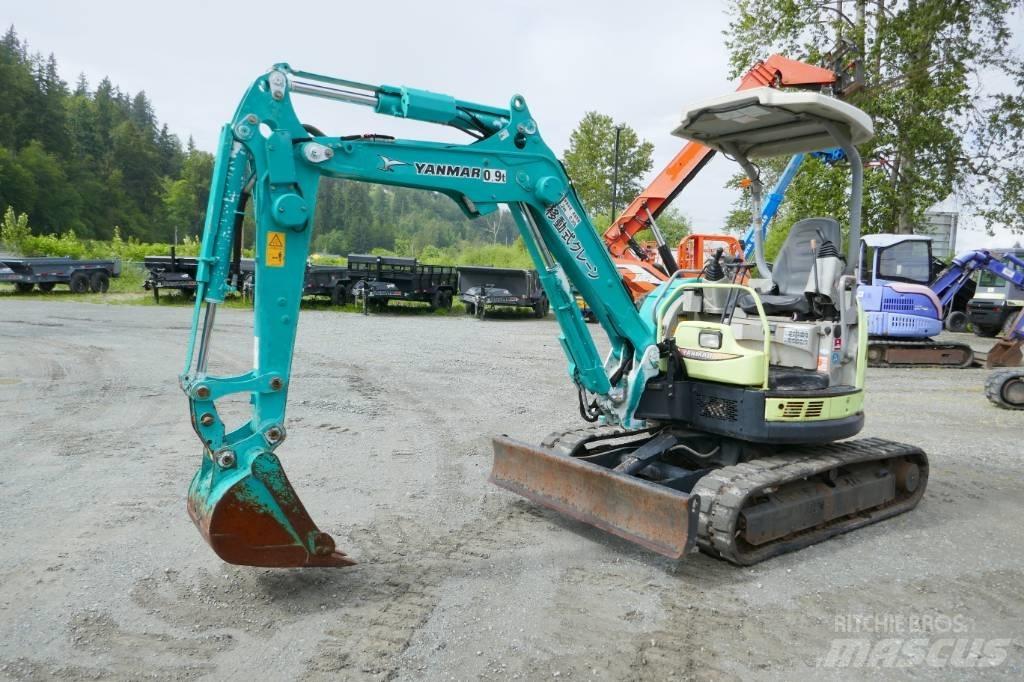 Yanmar VIO30-5B 小型挖掘机