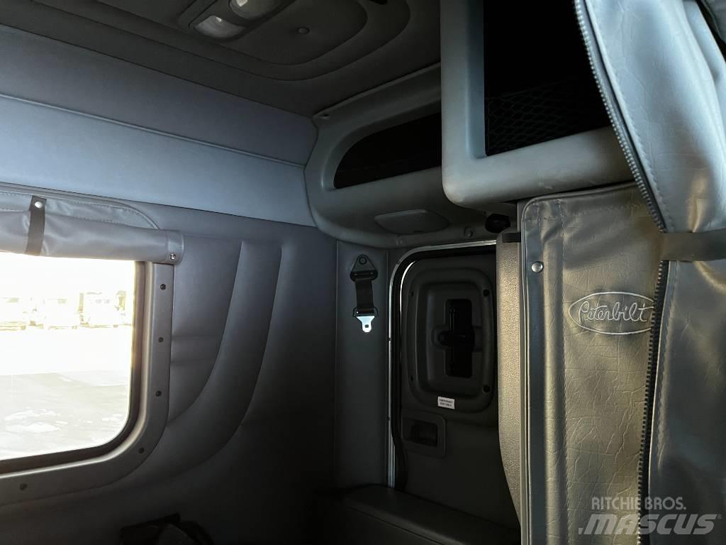 Peterbilt 389 牵引车
