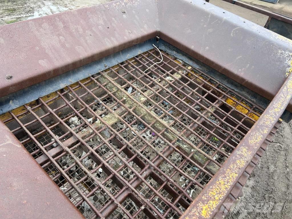 Rubble Master RM 60 振动筛