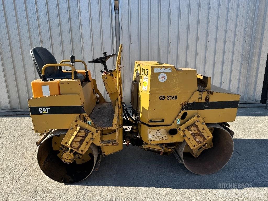 CAT CB 214 B 土壤压实机