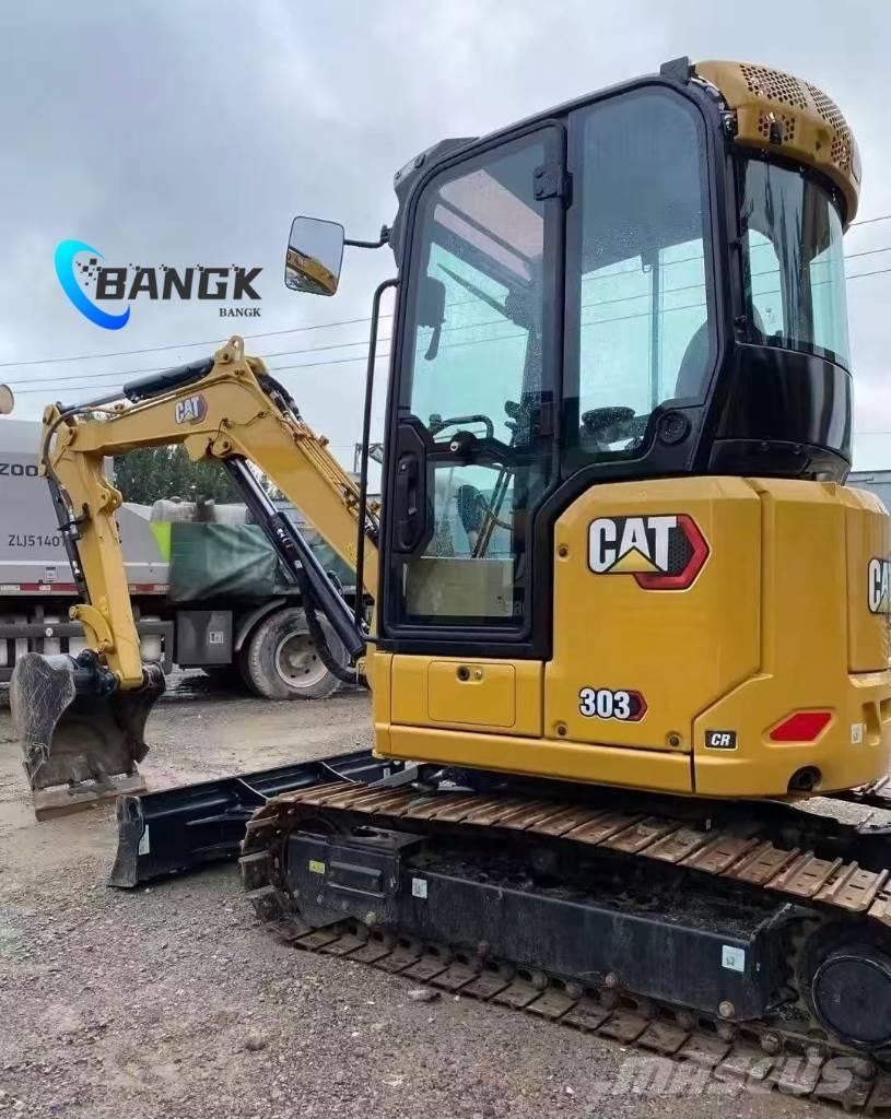 CAT 303 小型挖掘机