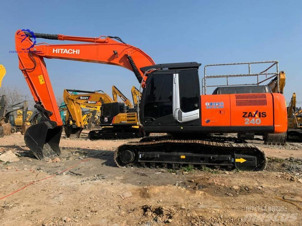 Hitachi ZX 240 履带挖掘机