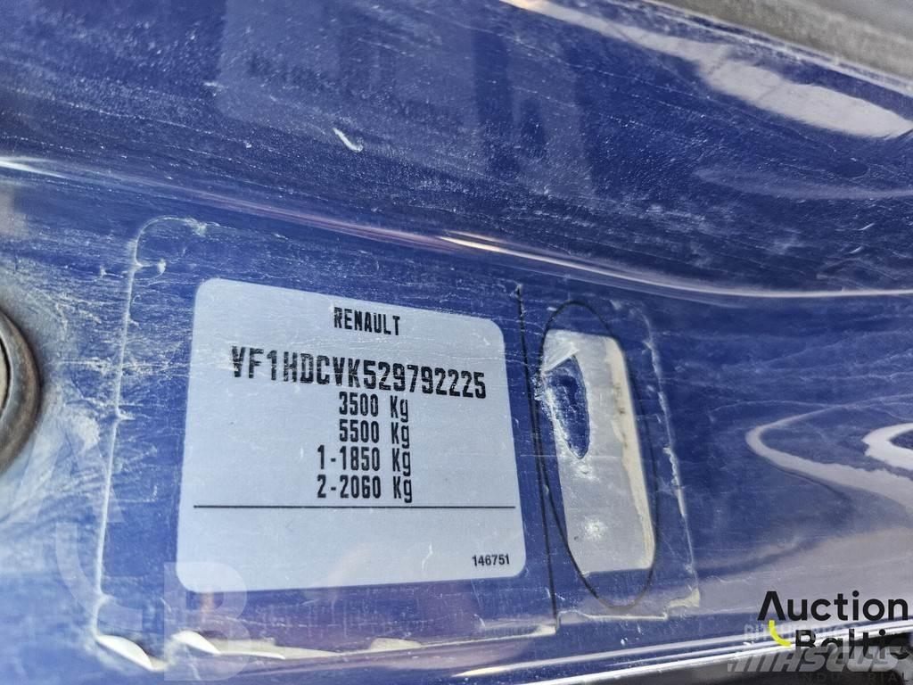 Renault Master 皮卡车