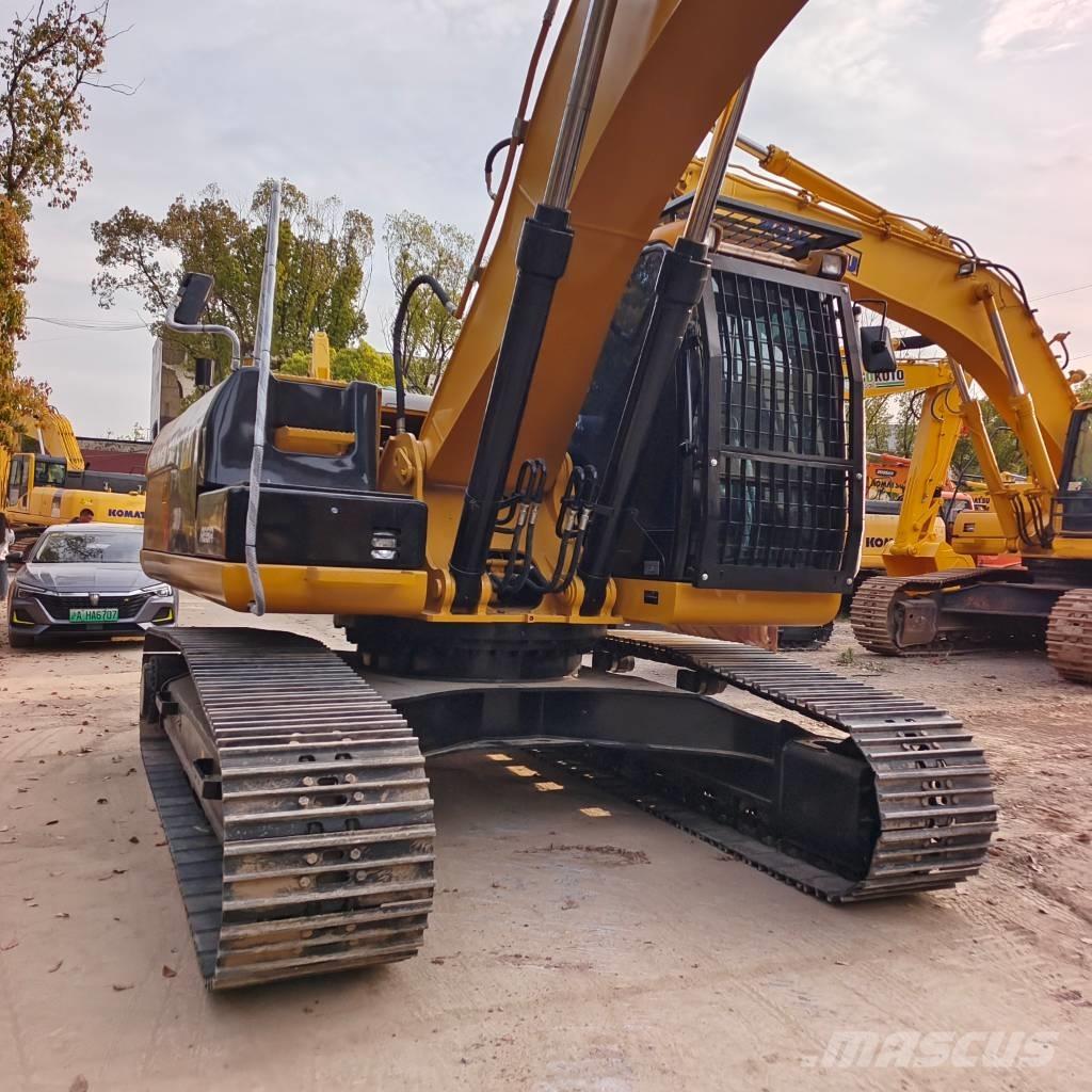 CAT 324 D2L 履带挖掘机