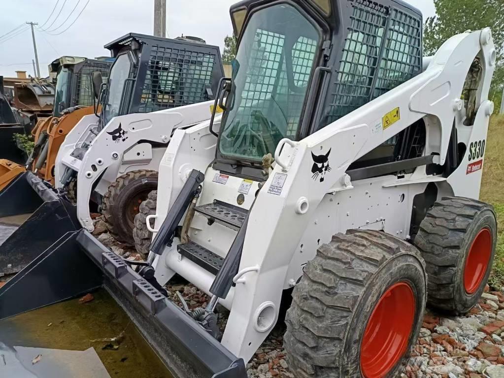 Bobcat S 330 滑移装载机