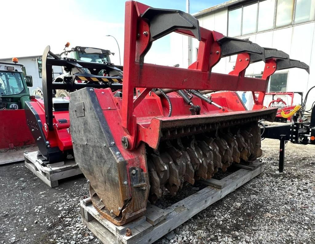 PRINOTH M700 松土机