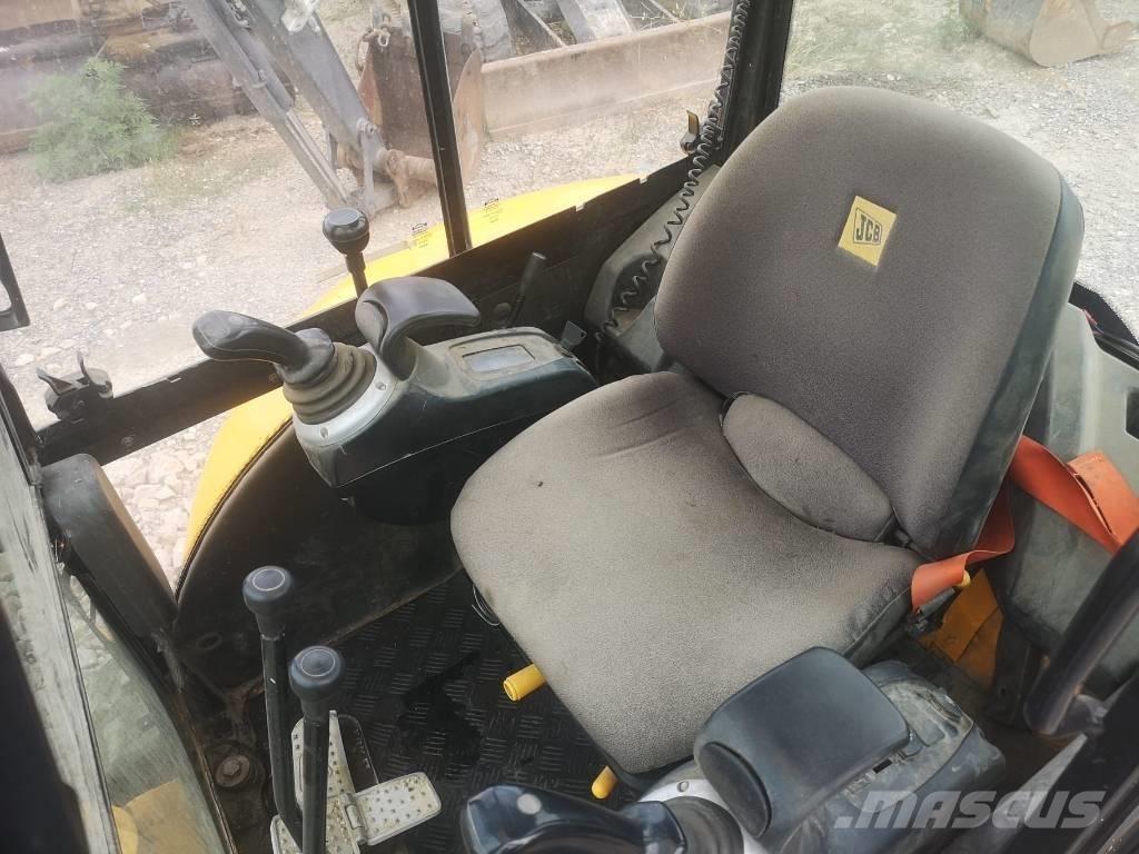JCB 8030 小型挖掘机