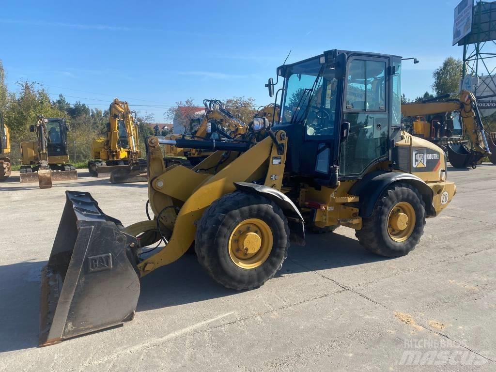 CAT 907 H 2 轮式装载机