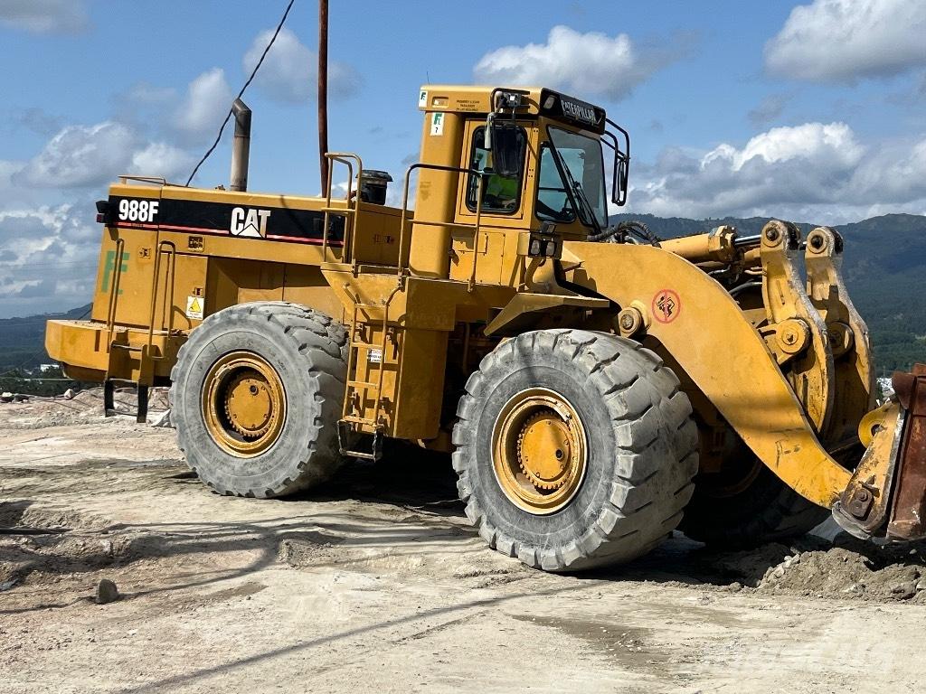 CAT 988 F II 轮式装载机