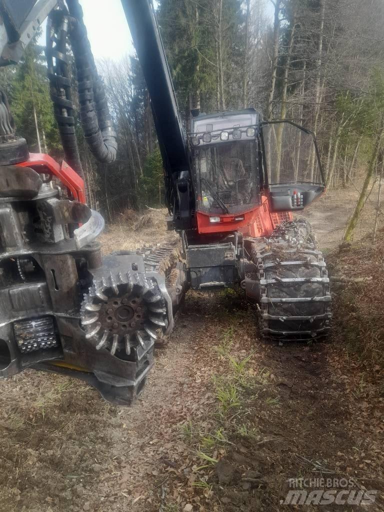 Valmet 911.3 收割机