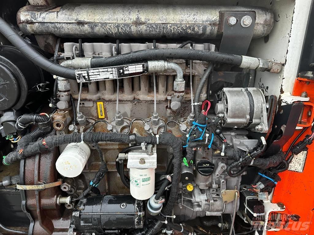 Bobcat 863 H 滑移装载机