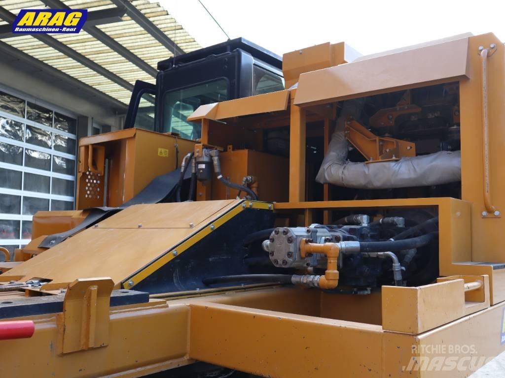 Morooka MST 2200 VDR 履带式自卸车