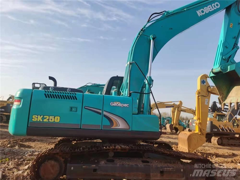 Kobelco SK 250-8 履带挖掘机