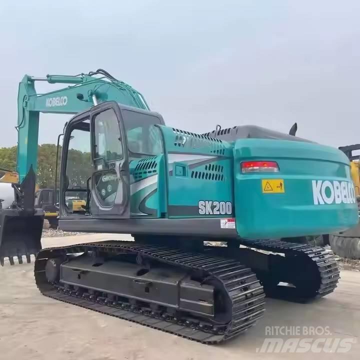 Kobelco SK200 履带挖掘机