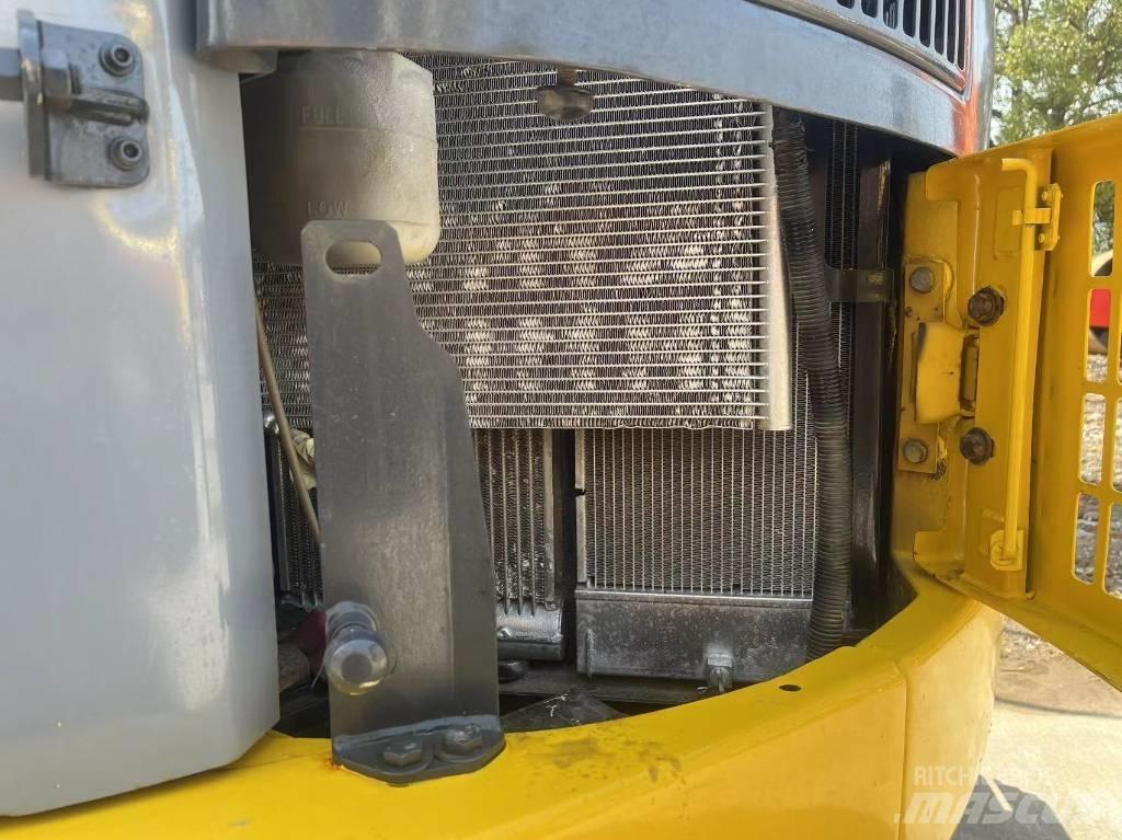 Komatsu pc78 履带挖掘机