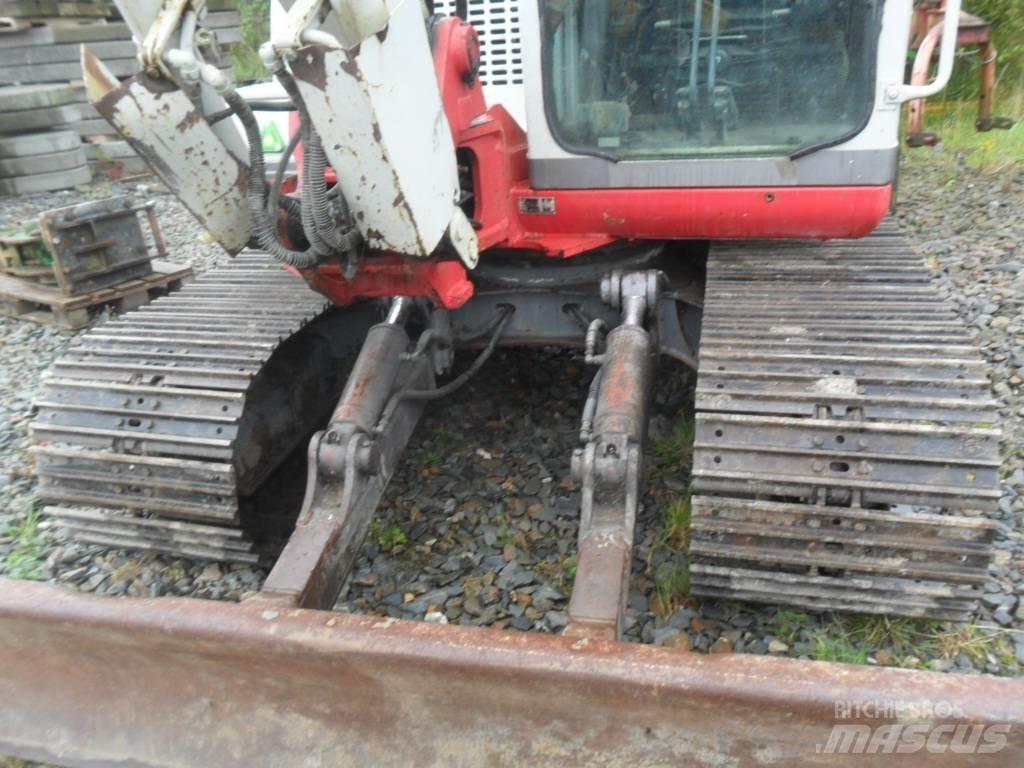 Takeuchi TB175 中型挖掘机