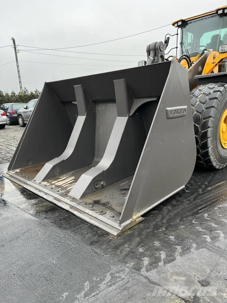 Volvo L 150 H 挖掘机配件
