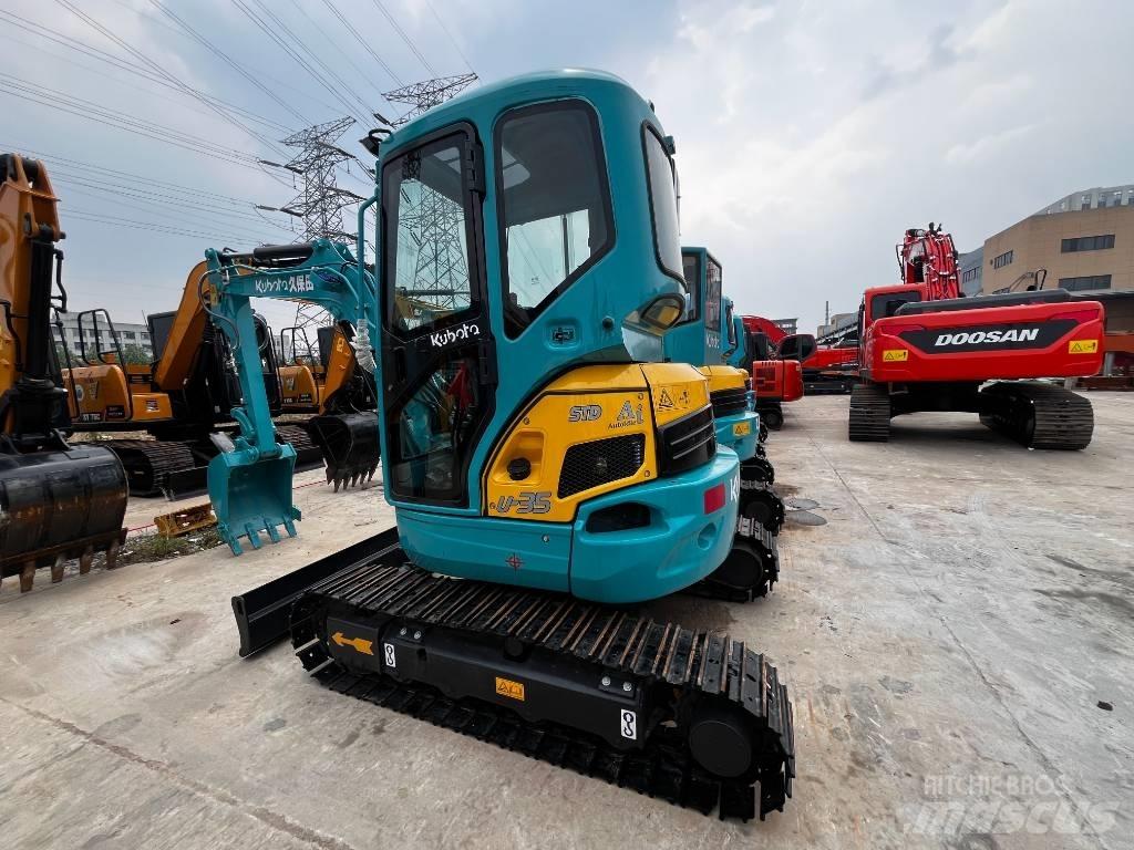 Kubota U 35 小型挖掘机