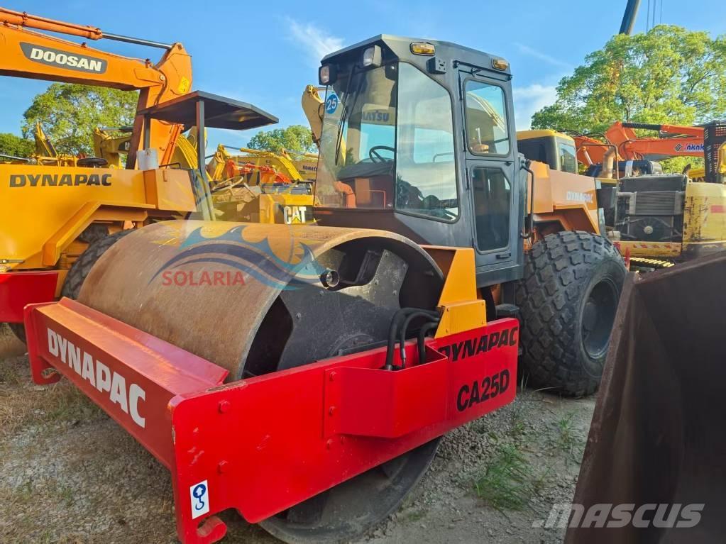 Dynapac CA 25 D 单轮压路机