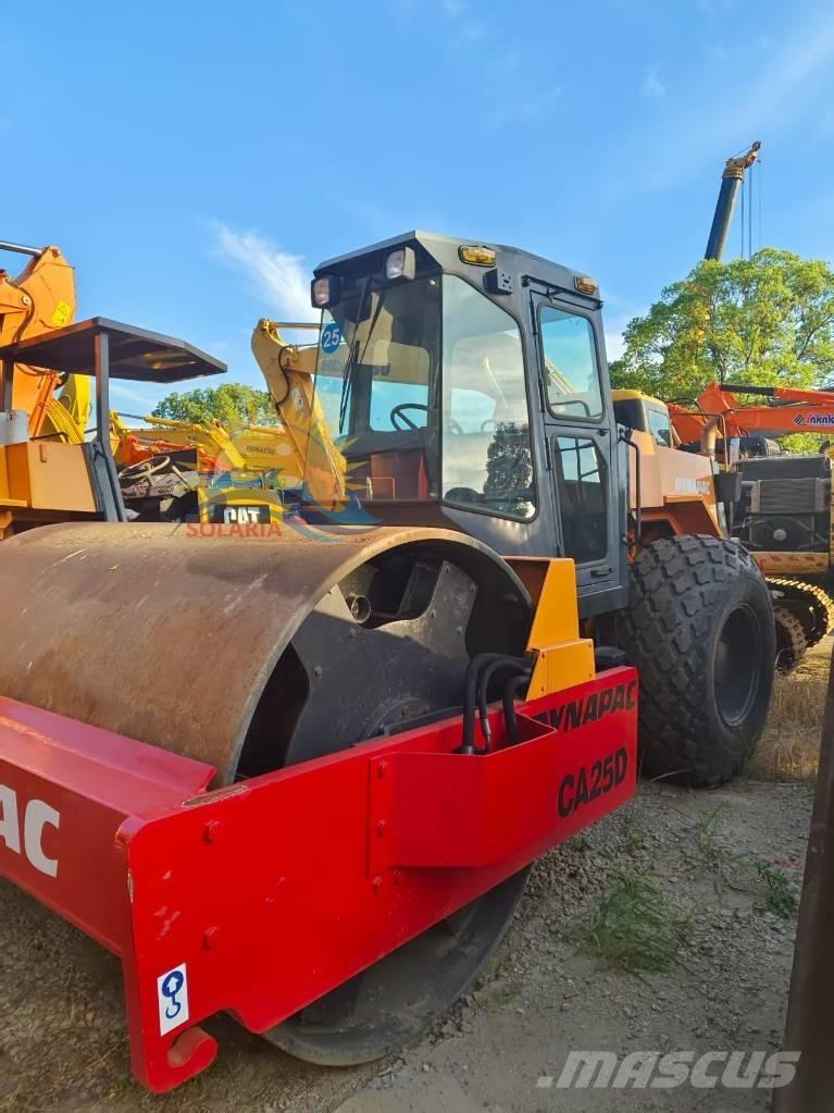 Dynapac CA 25 D 单轮压路机