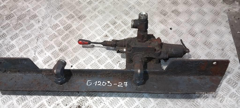 MAN TGA divider 液压