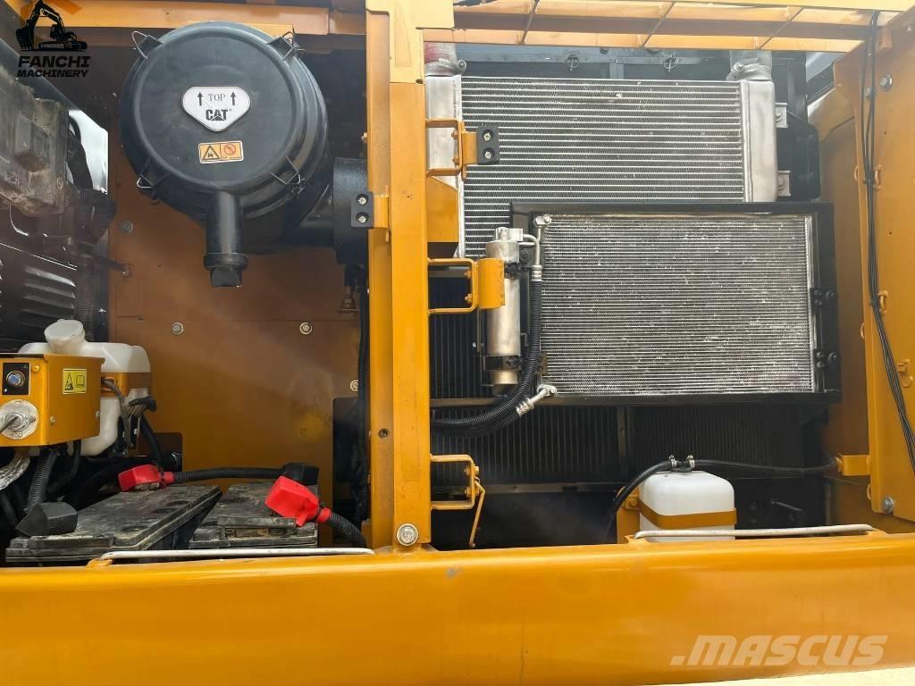 CAT 320D 中型挖掘机