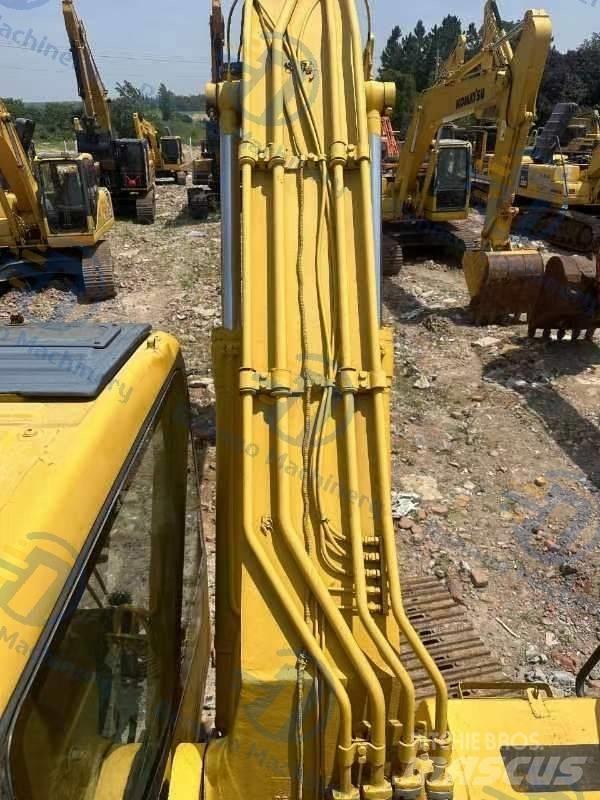 Komatsu PC220-7 履带挖掘机