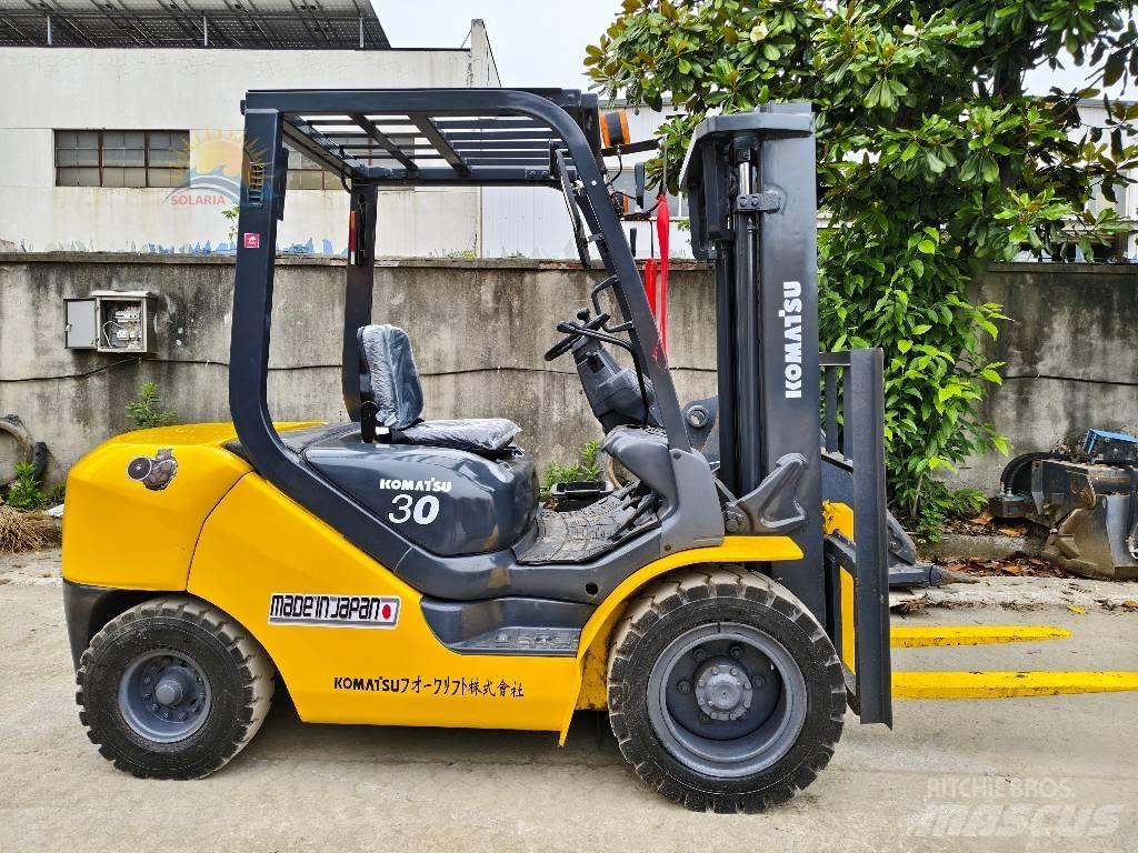 Komatsu FD 30 T-16 柴油叉车