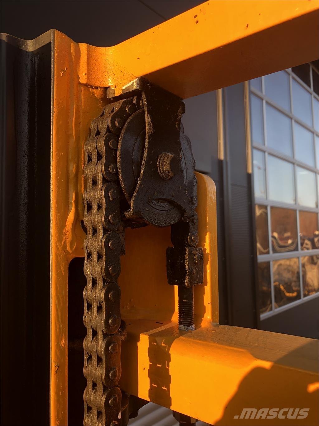 Jungheinrich WP16 行走式堆垛机