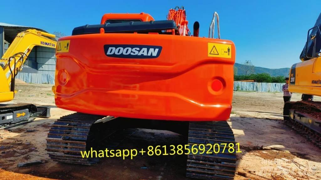 Doosan DX150 中型挖掘机