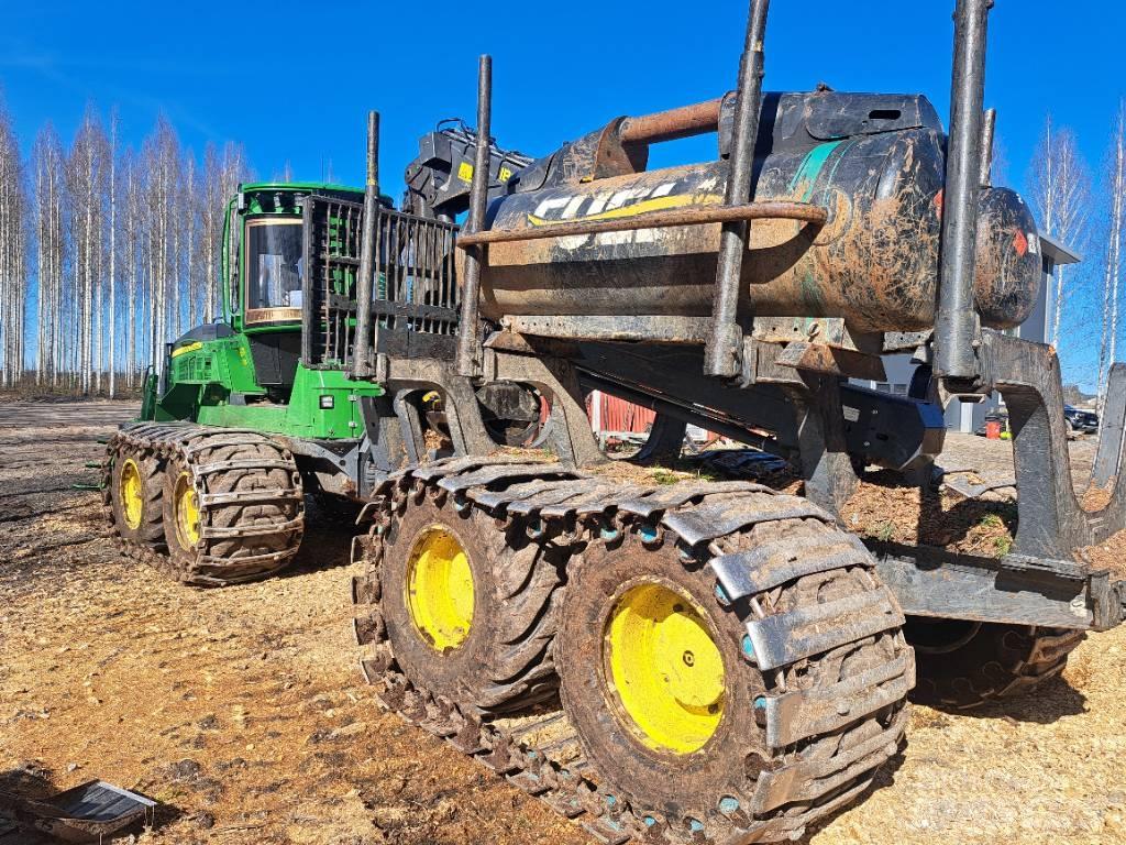 John Deere 1210G 集运机