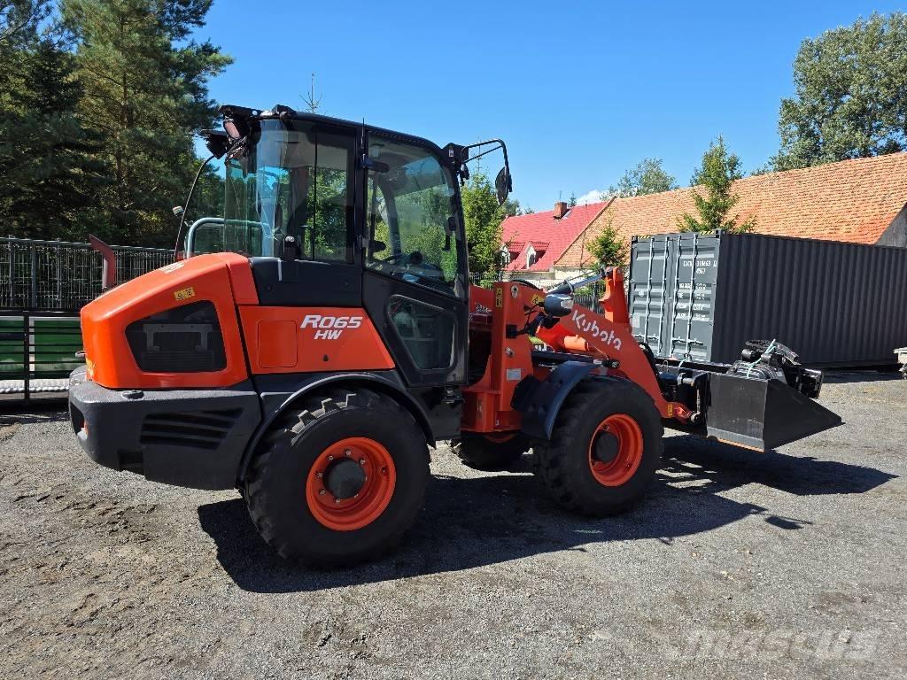 Kubota R 065 轮式装载机