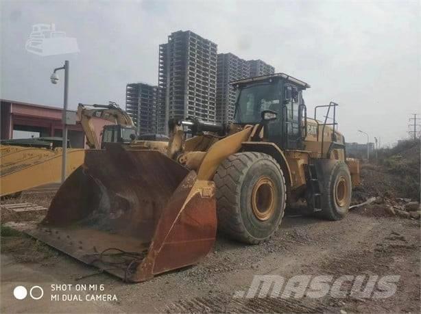 CAT 966L 轮式装载机