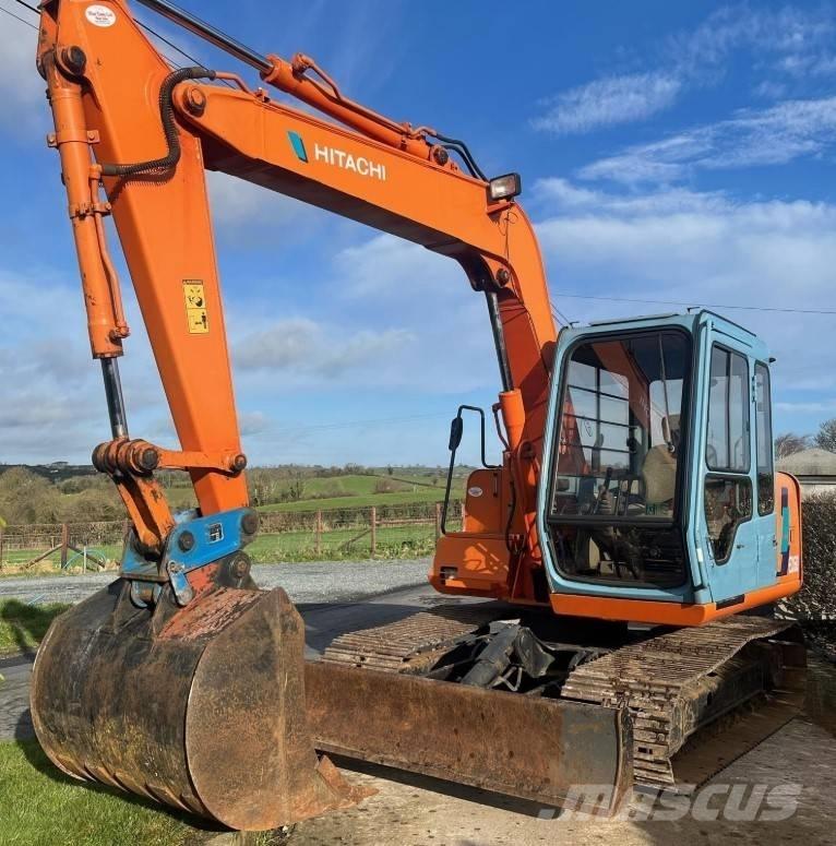 Hitachi EX 60-3 中型挖掘机