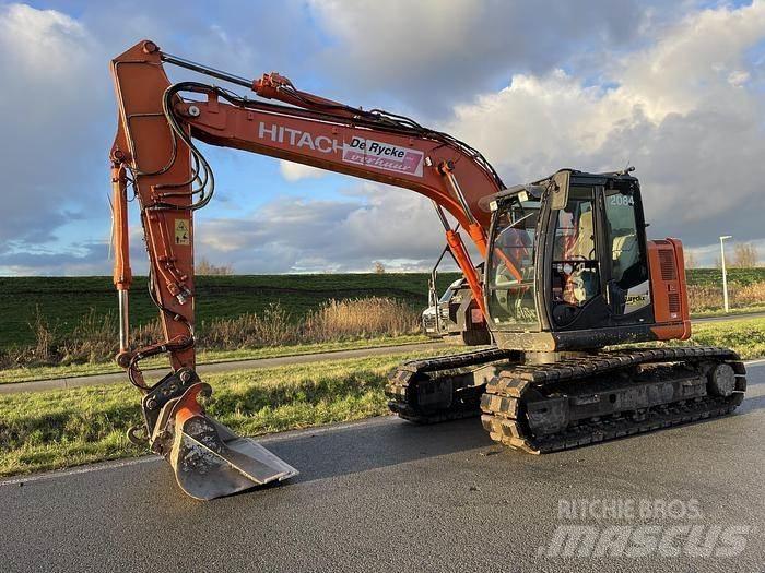 Hitachi ZX135US-6 履带挖掘机
