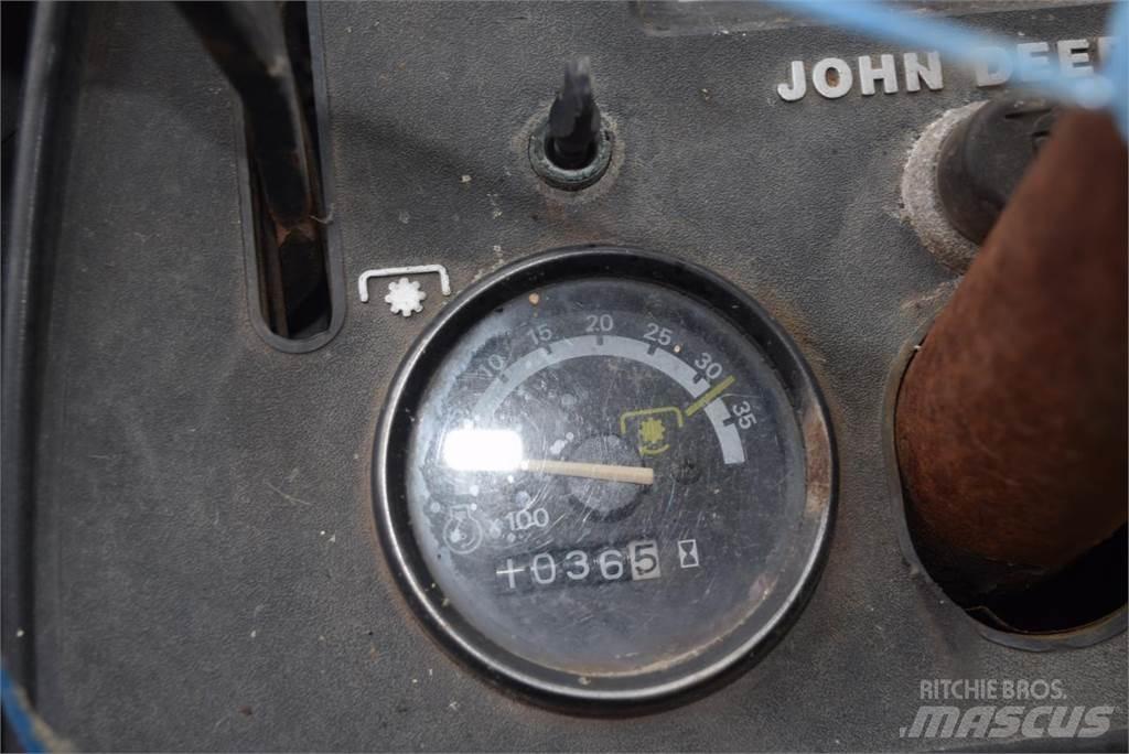 John Deere 755 拖拉机/农用车