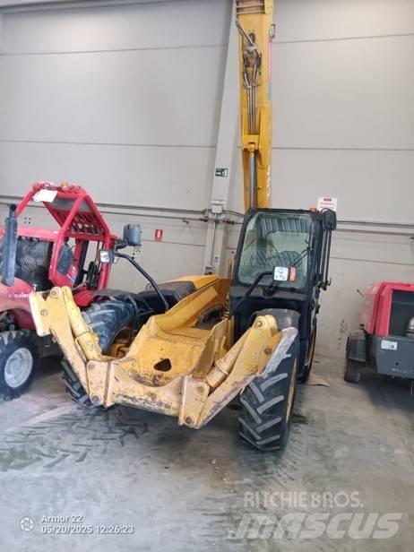 JCB 535-125A 伸缩臂叉装车|叉装车