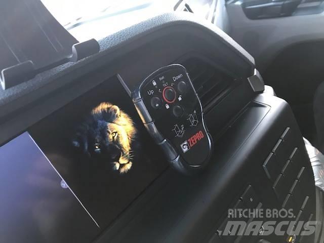 MAN TGS 26.470 厢式货车