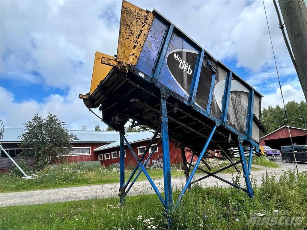 Pellon Täyttöpöytä 其他畜牧业器械和配件