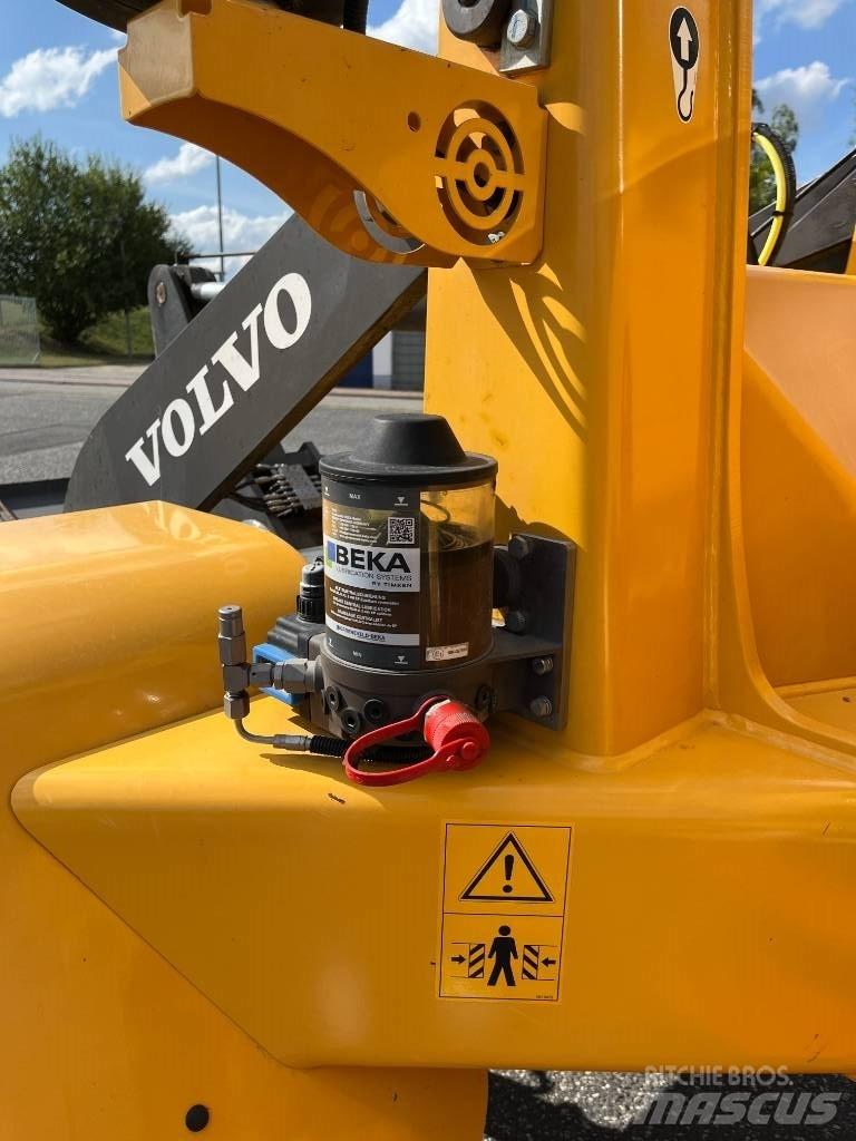 Volvo L 35 GS 滑移装载机