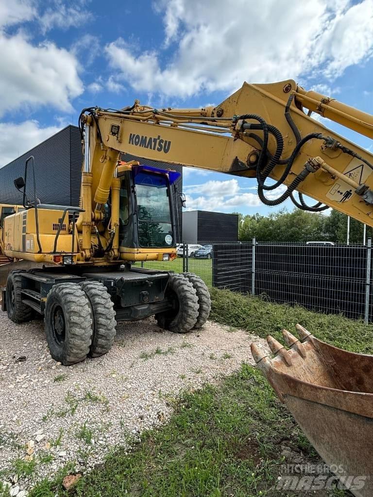 Komatsu PW 170 ES-6K 轮式挖掘机