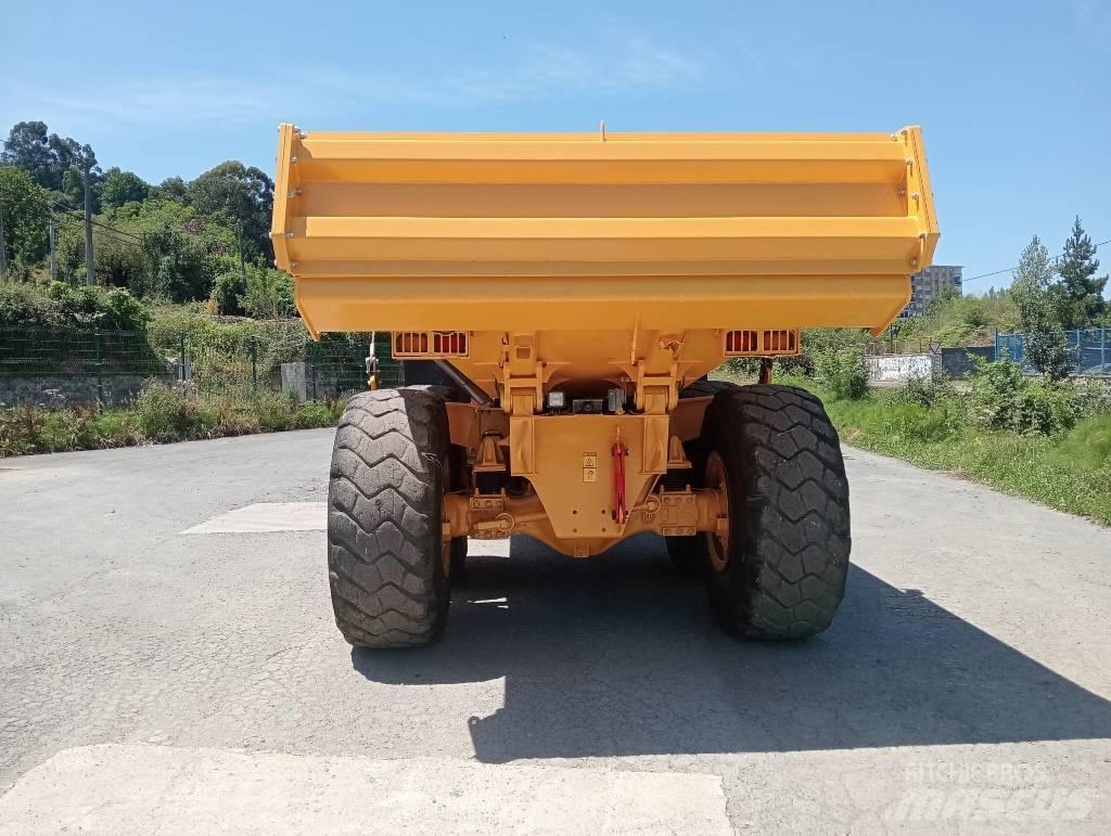 Volvo A 25 F 铰接式自卸车