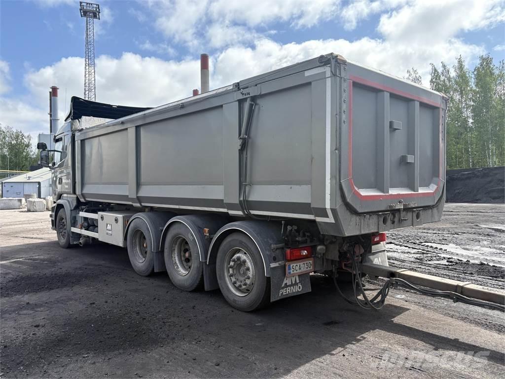 Scania R730 8X4 自卸式货车