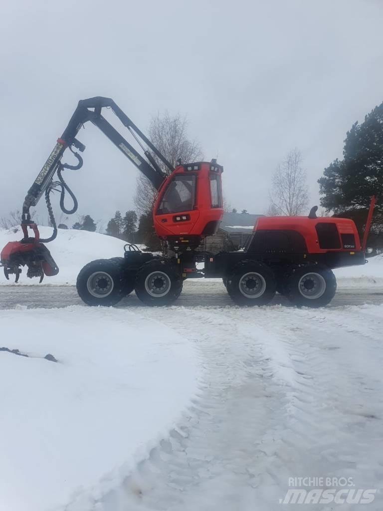 Komatsu 931 XC 收割机